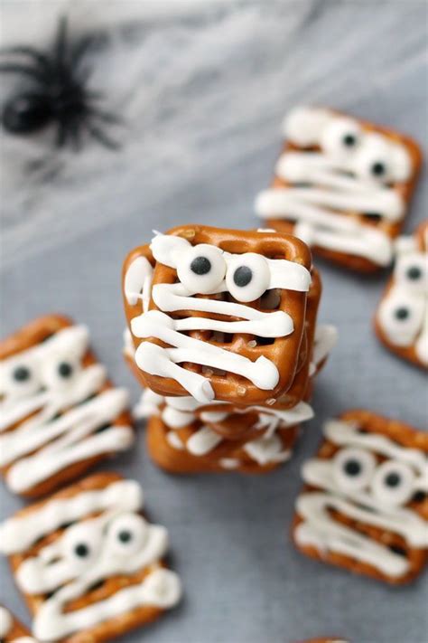 Mummy Pretzels Easy Fun Food Ideas For Halloween Recipe