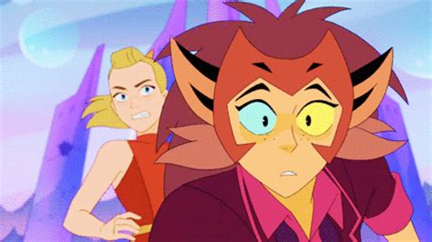 Adora Saving Catra She Ra And The Princesses Of Power Netflix Fan