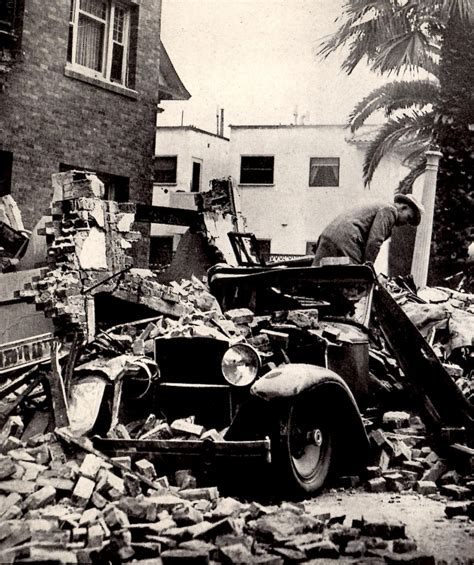 Earthquakes recorded for the last week (168 hours). 21 Rare Photographs of the 1933 Long Beach Earthquake ~ vintage everyday