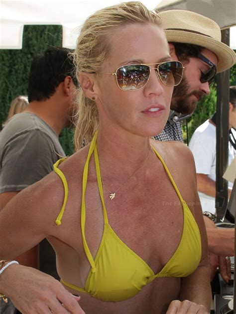 Jennie Garth Sexy The Fappening Leaked Photos