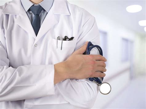 White Coat Syndrome Hypertension Causes Treatment And Diagnosis