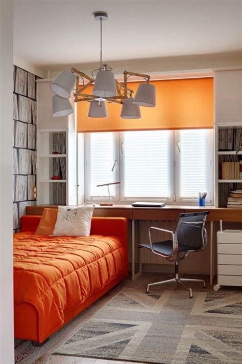 This allows one person to catch up on the latest episode of property brothers while another reads or naps in bed. Master Bedroom Desk | Bedroom diy, Bedroom desk, Bedroom ...