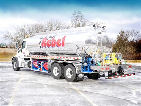 Sdt Refined Fuel Truck Side Delivery Model Westmor Industries