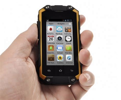 Mini Pocket Phone Waterproof Smart Mobile Phone J5 24inch Android Dual