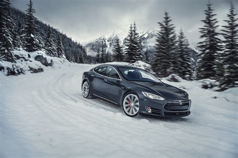 Find out more on how we can make your life easier! TESLA MOTORS Model S specs & photos - 2012, 2013, 2014 ...