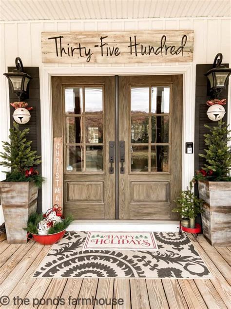 10 Festive Christmas Lights Front Porch Ideas To Wow Your Guests This