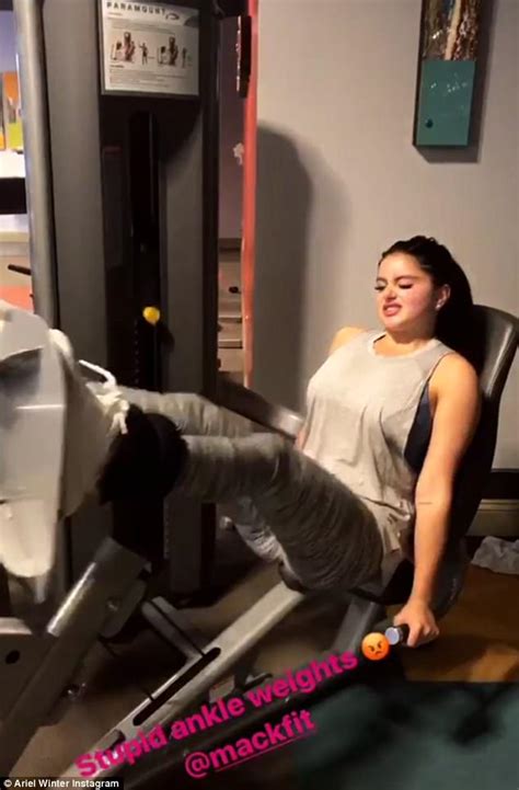 Ariel Winter Posts Workout Video And Sexy Instagram Photo Daily Mail