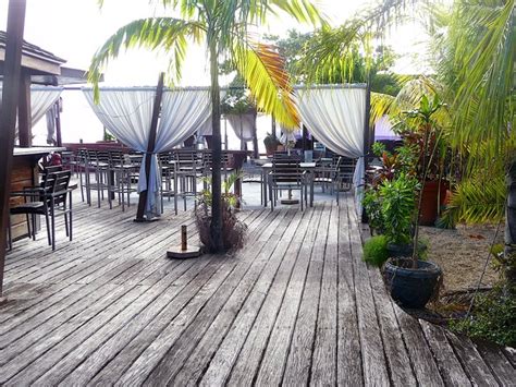 Swimming Pool Location Veranda And Porch For Shoots In The Caribbean