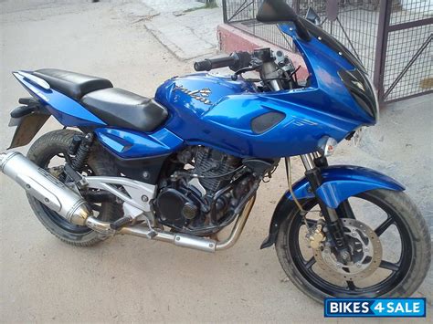With both front and rear disc. Blue Bajaj Pulsar 220 DTSi Picture 2. Bike ID 116038. Bike ...