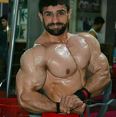World Bodybuilders Pictures Mister Afghan Bodybuilder Mubariz Laghman With Hercules Muscles