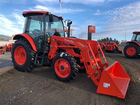 Kubota M4 Cda Tractor