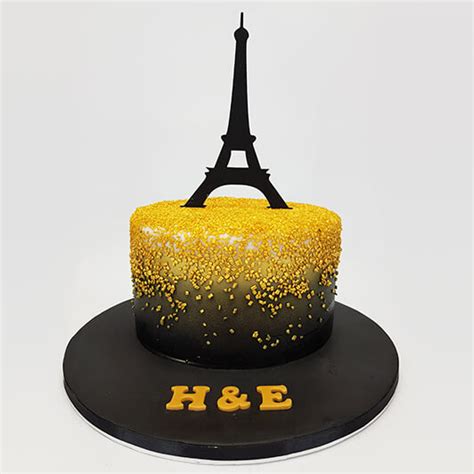 Eiffel Tower Cake