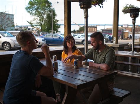 Boone And Crocketts New Patio Serves Classic Brew City Views Summer Y