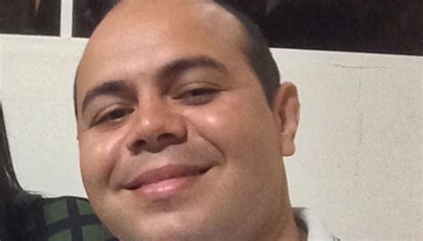 Lacerda estava internado na unidade de terapia intensiva do hospital da unimed, no recife, desde o final de novembro. Portal Elias Lacerda | Morre o radiologista que foi baleado por um policial militar em Teresina