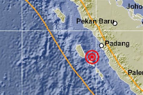 Gempa bumi terkini hari ini guncang donggala sulawesi tengah. Gempa Terkini dari Mentawai, Padang Merasakan Guncangan ...