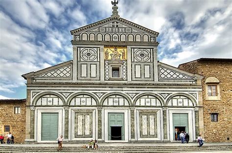 Experience Romanesque Architecture Through These 15 Iconic Structures