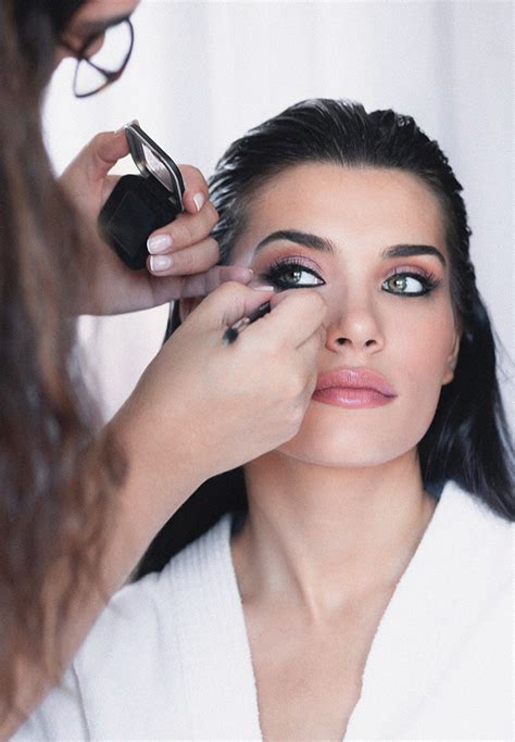 Dedicarse Maquillaje Profesional 03 Medios Bettina Frumboli