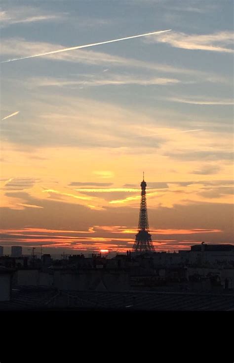 París En El Atardecer Paris Skyline Travel Viajes Destinations