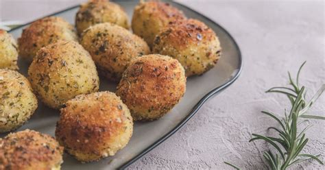 In a separate bowl, combine 4 oz. Quick and Easy Herb Breaded Potatoes (perfect for dinner ...