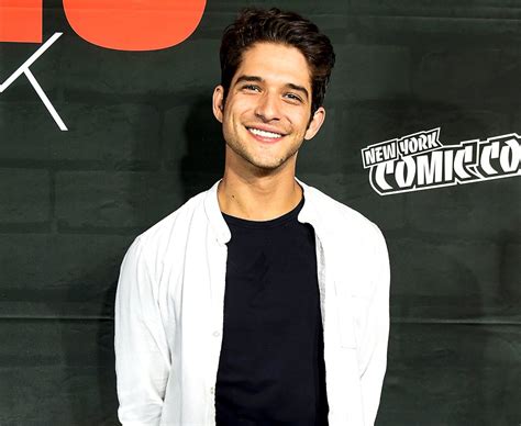 Tyler Posey I Dont Care About Leaked Nude Photos Us Weekly