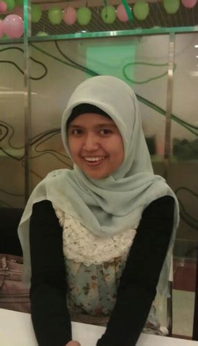 Dewi Pratiwi Strawberrydew Twitter