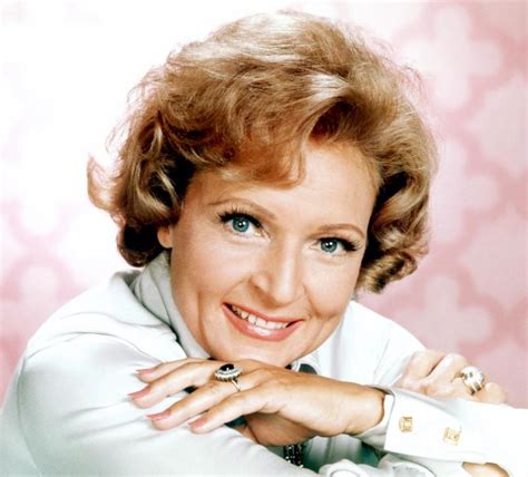 betty white pictures in an infinite scroll 12 pictures