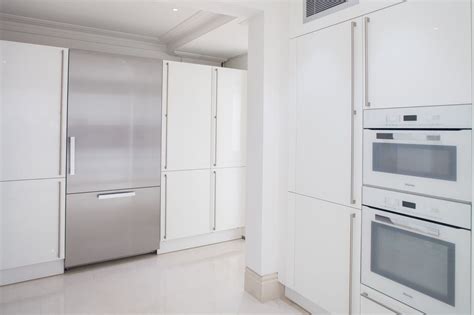 What do you have room for and do you have a specific budget in mind? Miele full size fridge, oven and microwave. | Home decor ...