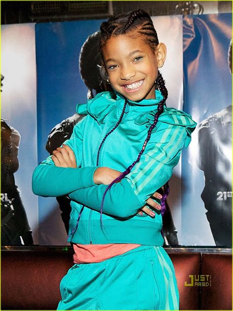 Willow Smith Hosts Skating Party For Fans Photo 2525068 Willow Smith Pictures Just Jared