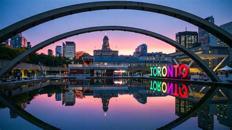 Toronto Sign In Nathan Phillips Square By The City Hall Toronto Peapix