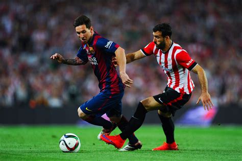 Martínez, yuri, de marcos, dani garcía, vencedor, muniain, raúl garcía, williams. Lionel Messi, Mikel Balenziaga - Barcelona v Athletic Club ...