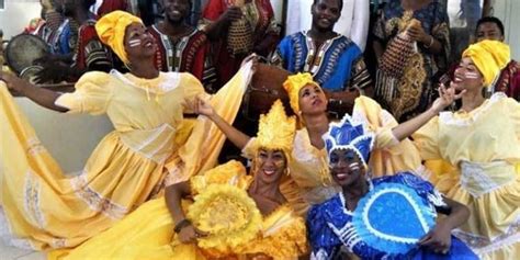 Bailes Afrocubanos Tambores Y Orishas Al Escenario