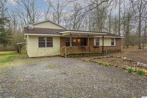 50 Pamela Dr Scottsboro Al 35768 ®