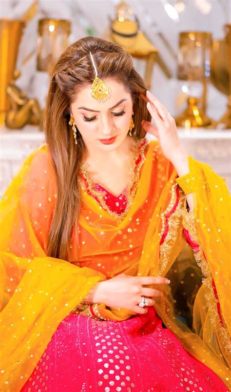 Pin By 🅰️lèénã 🅰️frèén 🇮🇳 On Dpzzz Wörld ️ Bridal Dresses Pakistan