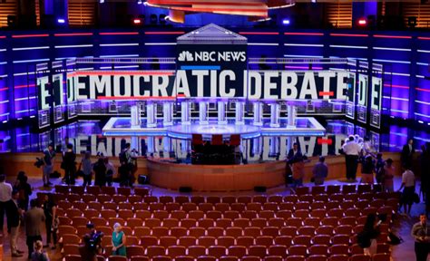 5 Things To Watch During The First 2020 Democratic Debates Pbs Newshour