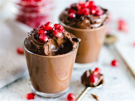 The Most Seductive Yet Easy Olive Oil Chocolate Mousse Recipe Manni