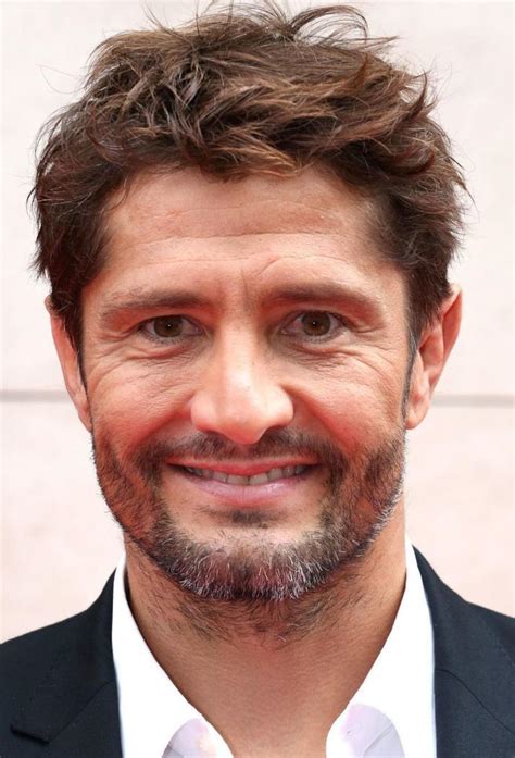 1.69 m (5 ft 7 in) playing position(s): Pollution des plages : Bixente Lizarazu tire la sonnette d ...