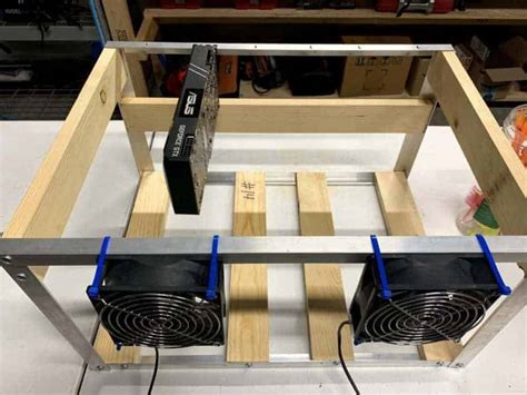 Rig's frame for 8 gpus: How To Build A Mining Rig Frame(DIY Plans)