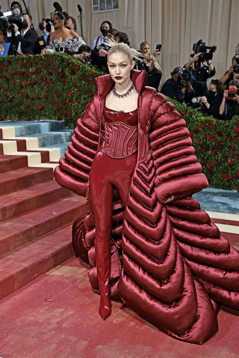 the best dressed celebrities at the 2022 met gala met gala outfits gala outfit gigi hadid