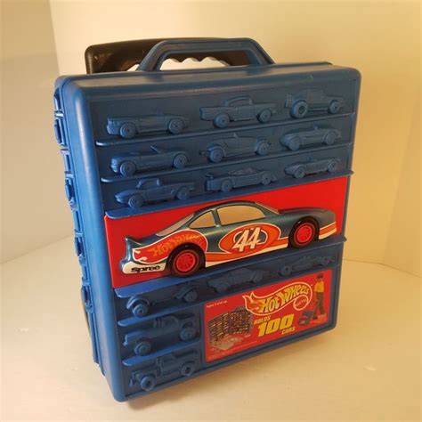 Vintage 1997 Mattel Hot Wheels Rolling Storage Case For 100 Cars Made