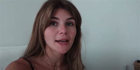 The Internet Has All The Rowing Jokes After Olivia Jade Defends Herself With Drowning Post