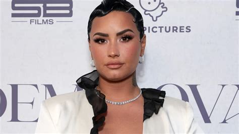 Demi Lovato Dévoile Son Nouveau Tatouage Et Cest Particulièrement Surprenant