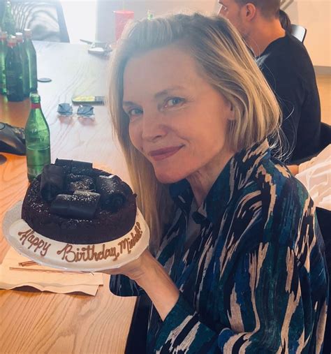 Michelle Pfeiffer Gracefully Turns 65 And We Adore Her Aging