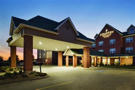 We proudly operate 9 unique hotels and resorts across india. Country Inn & Suites