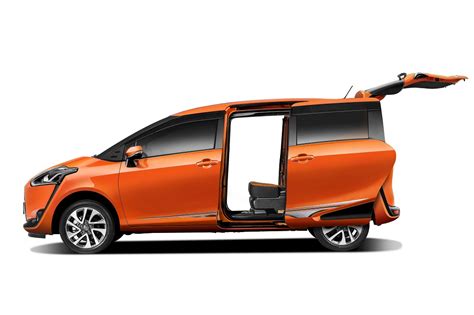 Toyota sienta 2021 price starting from idr 258.10 million, check may 2021 promo, dp, loan simulation and installment. New Toyota Sienta Launched - Autoworld.com.my