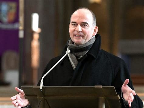 Zwei jahre und neun monate nach dem rücktritt von vitus huonder hat das bistum chur einen neuen oberhirten. Neuer Bischof - Caritas Schweinfurt