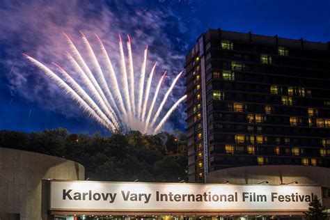Každý rok je na festivalu promítáno více než 180. 51. Mezinárodní filmový festival Karlovy Vary | karlovy ...