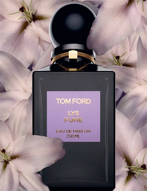 Before tom ford left the gucci group in 2004 to start his own perfume line, he was already sort of a luminary in the fashion industry. Lys Fume Tom Ford perfume - a fragrance for women and men 2012