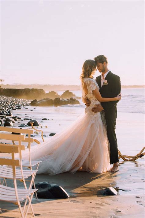 Holding their ceremony on the beach and then also having vineyards on hand for some beautiful portraits by. Sunset Beach Wedding Style by Lovebird Weddings - Modern ...
