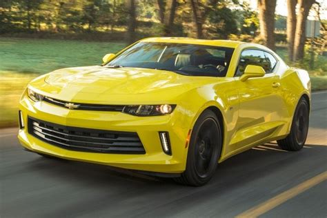 Used 2017 Chevrolet Camaro 1lt Coupe Review And Ratings Edmunds