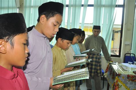 Sekolah Ugama Amar Pahlawan Brunei Iia Sambutan Maulidur Rasul